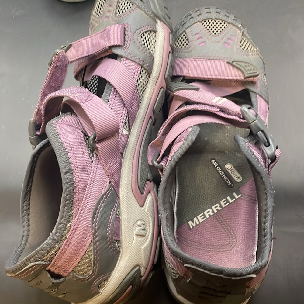 Merrell Women's Purple and Gray Shoes Size 7.5 
000658